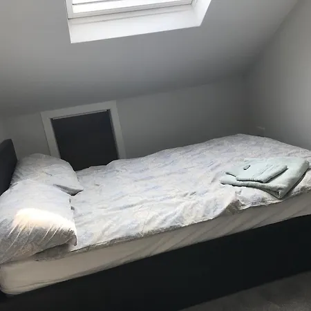 Quiet 5 Bed Vauxhall House With Garden And Roof Terrace London