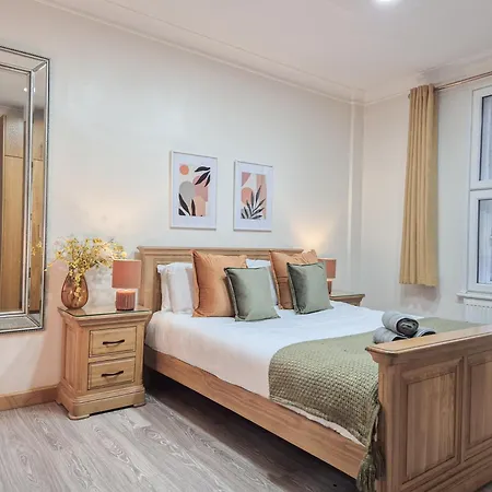 Cosy 4-bedroom, 2-bathroom Flat In Marylebone, Paddington * London
