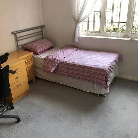 Willesden Boutique * London