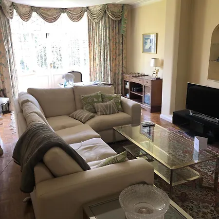 Hotel Willesden Boutique *
