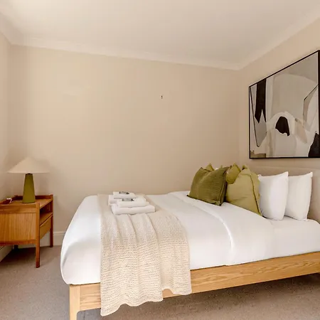 Normand Gardens, Greyhound Road, W14 9sb * London