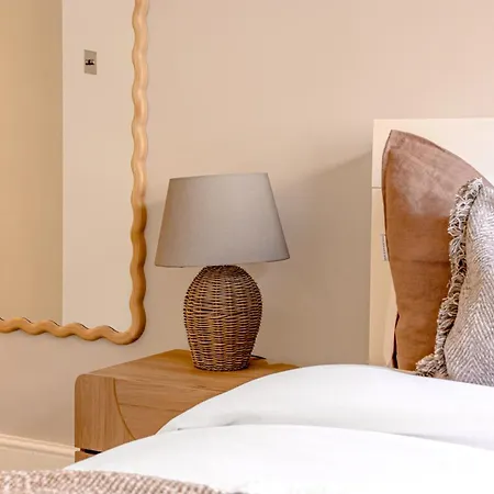 Normand Gardens, Greyhound Road, W14 9sb