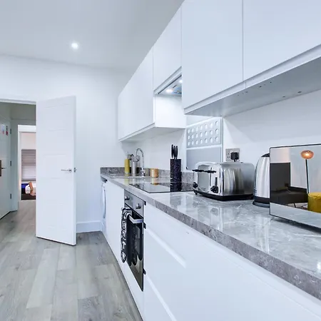 Hybrid Resi - London, Wandsworth Close To Clapham Apartamento Londres