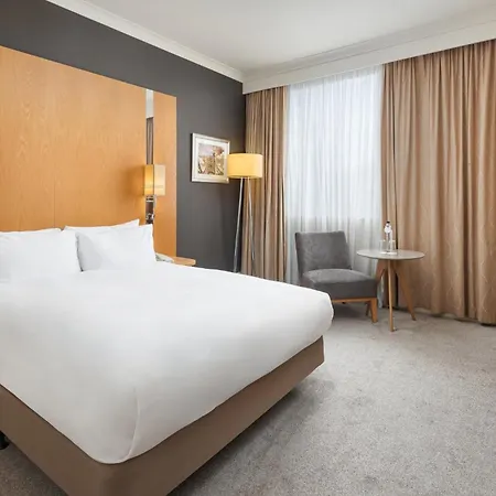 Hotel Crowne Plaza London By Ihg 4*