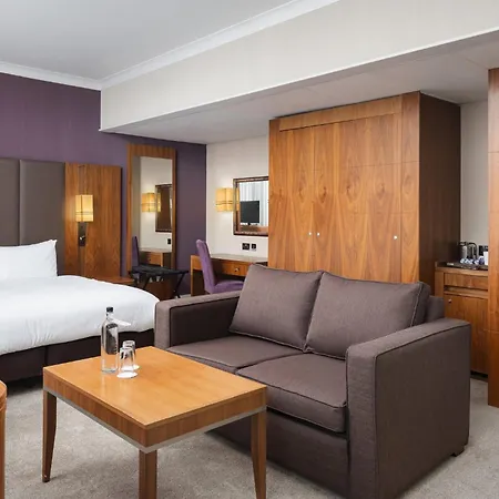 Crowne Plaza London By Ihg Hotel Ealing