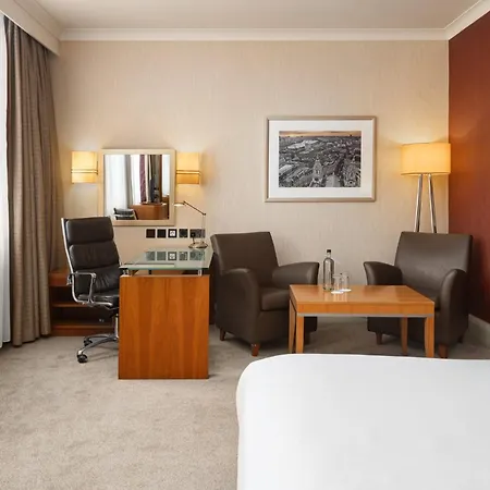 Crowne Plaza London By Ihg Hotel Ealing