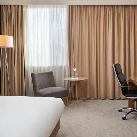 Crowne Plaza London By Ihg 4*