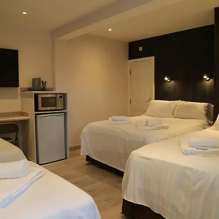 Debden 3*