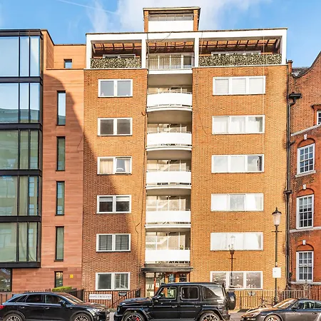 Apartment Stylish 2bd Flat Opposite Harrods Prime Location London