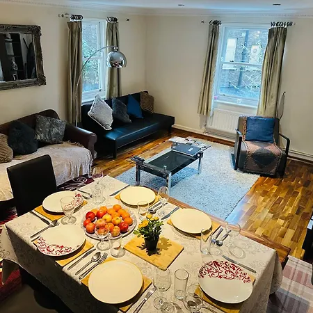 Delightful By Kensington & Chelsea Desirable Locations W8 Sw Apartment