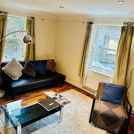 Apartment Delightful By Kensington & Chelsea Desirable Locations W8 Sw