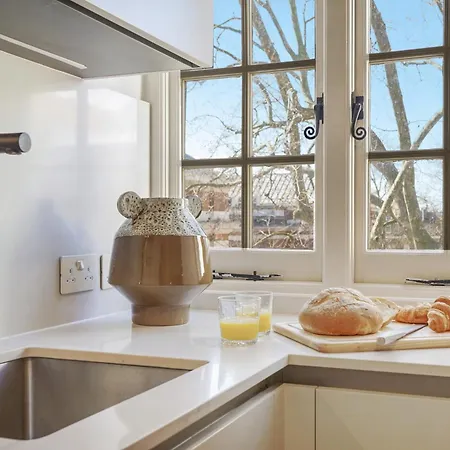 Apartment Stylish Family Near Kensington High Street *