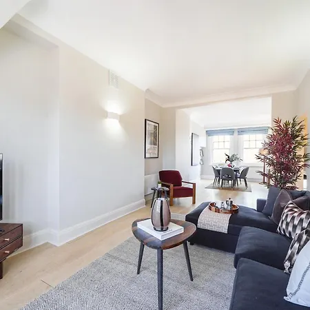 Apartment Stylish Family Near Kensington High Street London