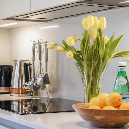 Stylish Family Near Kensington High Street London
