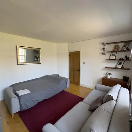 Colindale Lush 30 Mins London Edgware