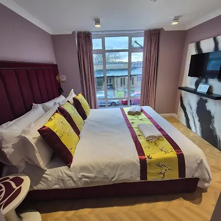 Rosemay Near London Heathrow Airport 4* Hayes (Greater London)