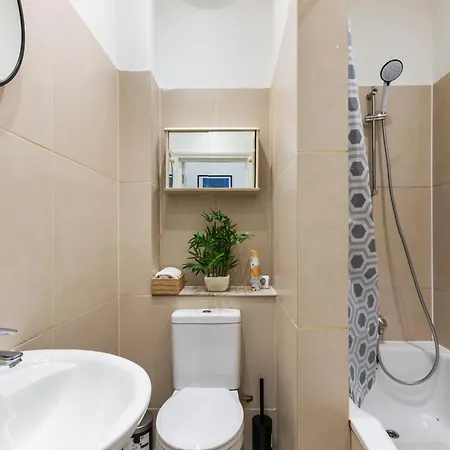 Acton Apartment *