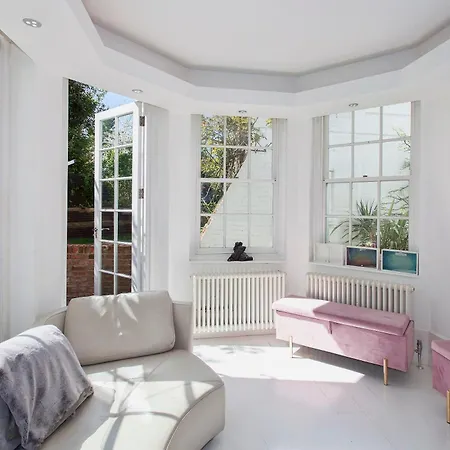 Apartment Hampstead Summer Time Garden London
