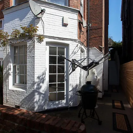 Apartment Hampstead Summer Time Garden London