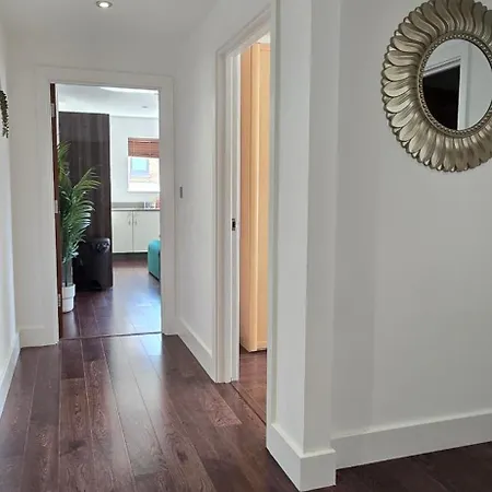 Apartment Luxury 2 Bedroom