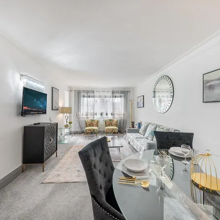Deluxe With Terrace Over Harrods Appartement *