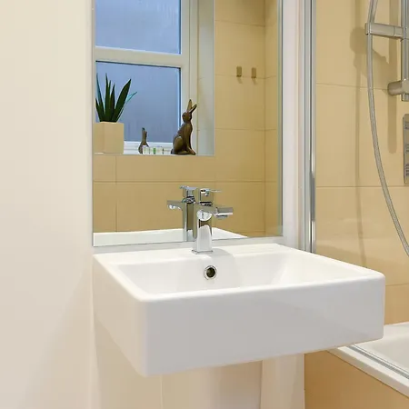 Apartment Awesome 1 Bedroom Next To Victoria Station *