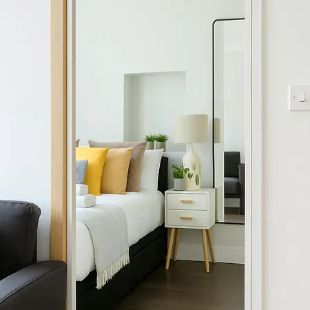 Apartment Awesome 1 Bedroom Next To Victoria Station *