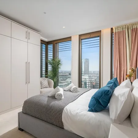 Apartment View Penthouse Of Near Liverpool St *