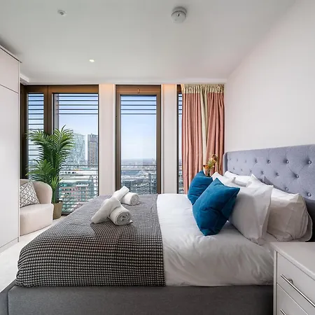 View Penthouse Of Near Liverpool St London