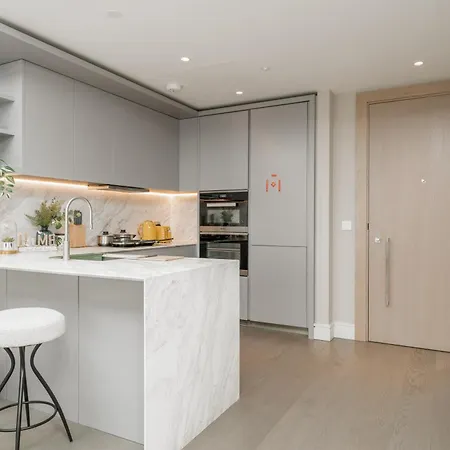 Apartment View Penthouse Of Near Liverpool St *