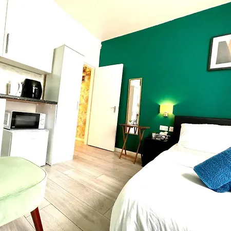 Modern Flat *