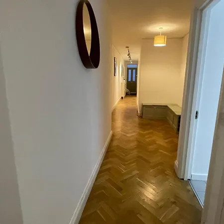 Fanstastic Flat - Shepherd Bush Apartment London