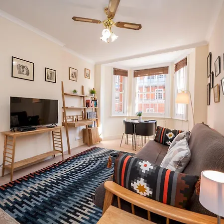 Elegant Bloomsbury Flat In Historic Pass The Keys Lejlighed *