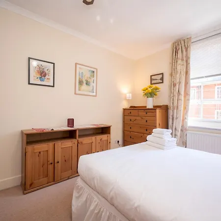 Apartamento Elegant Bloomsbury Flat In Historic Pass The Keys