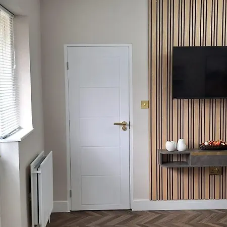 Apartment Stylish Gem Next Transport Easy Access Ctr London