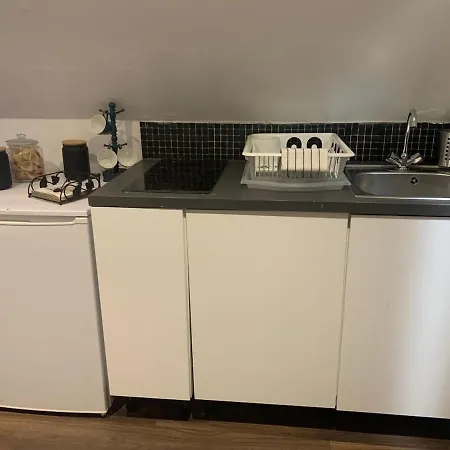 Confy Near London Holiday home Northolt (Greater London)
