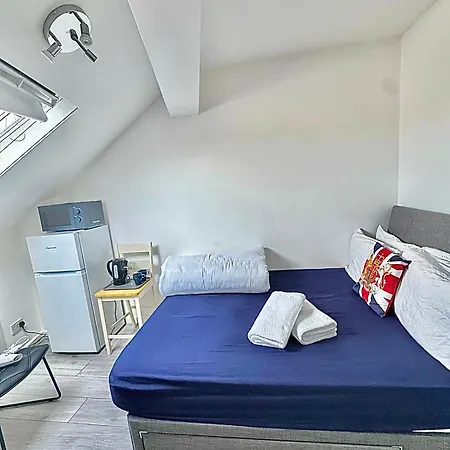 Willesden Guest house London