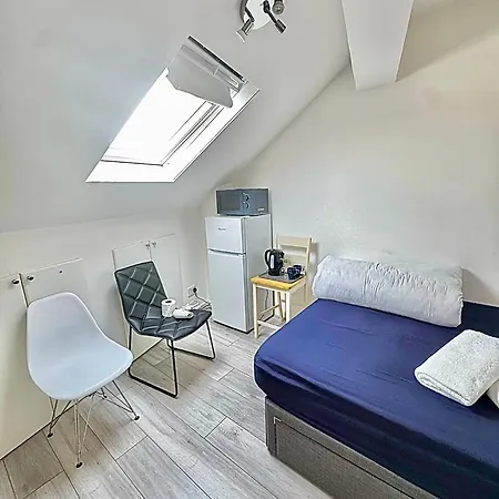 Willesden Guest house London
