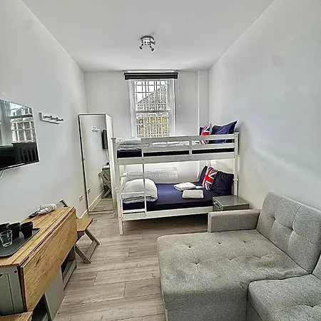 Willesden Guest house London