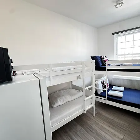 Willesden Guest house *