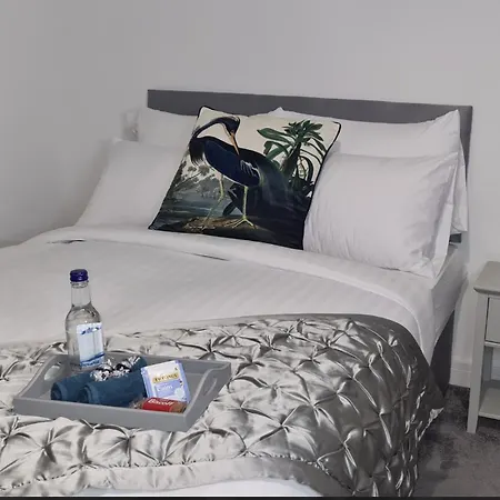 Stylish 3-bed Executive Chislehurst, Br7 Apartment Chislehurst