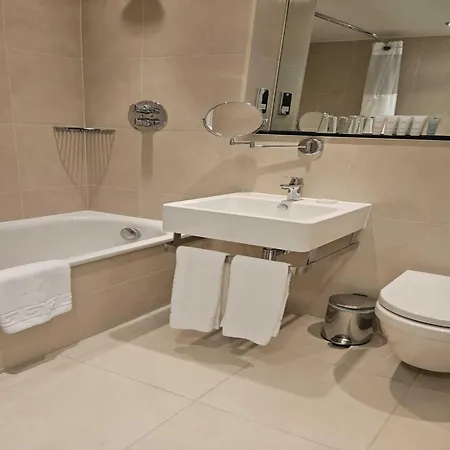 Palms & Retreat By Palette Sta Double * Romford