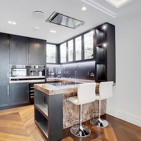 Welcome Somerset House Apartment London