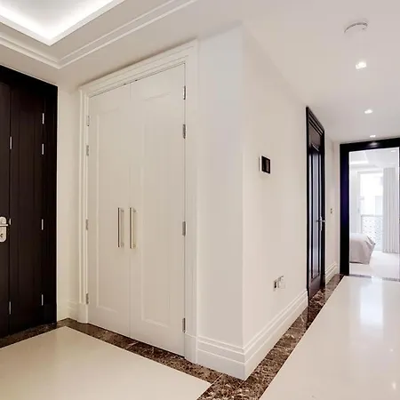 Welcome Somerset House Apartment London