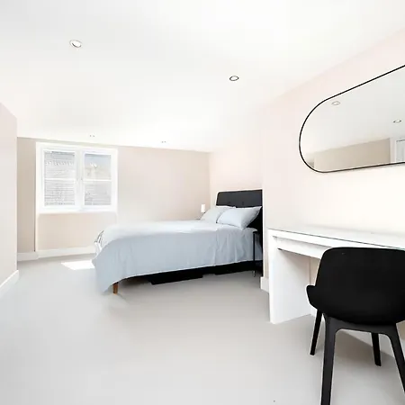 Cosy Flat In Mayfair *