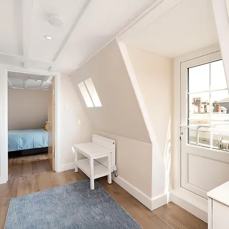 Cosy Flat In Mayfair