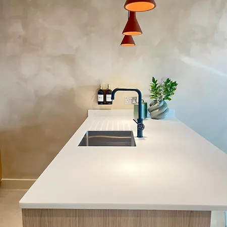 Penthouse Peaceful 2 Bed Fulham West Kensington Appartamento Londra