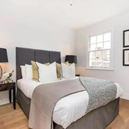 6 Million Pound Designer Belgravia Residences Sleeps 10 Apartment *