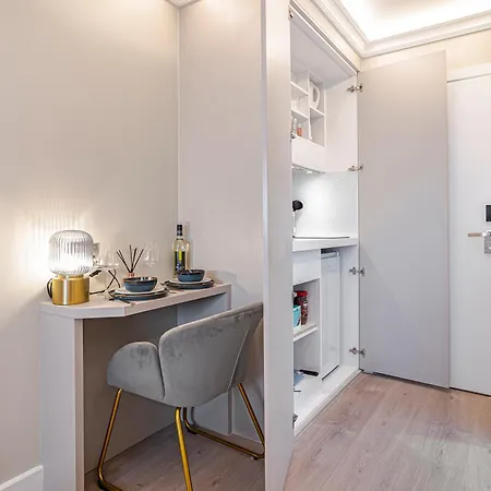 Modern Nw2 Self Check-in Pet Friendly *