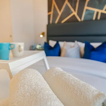 Modern Nw2 Self Check-in Pet Friendly Apartment